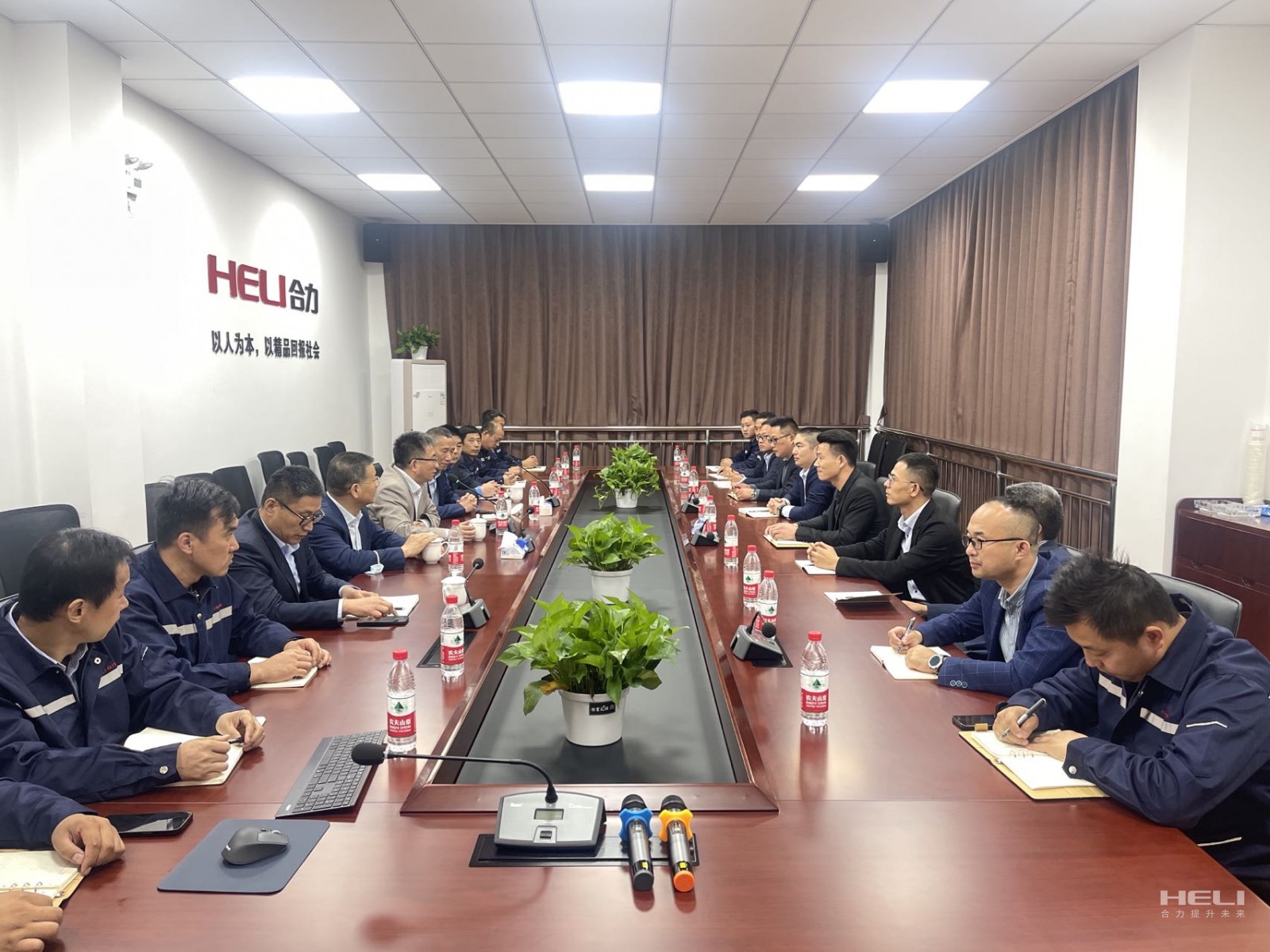 与上海协力昆山、嘉定分公司员工交换漫谈.jpg